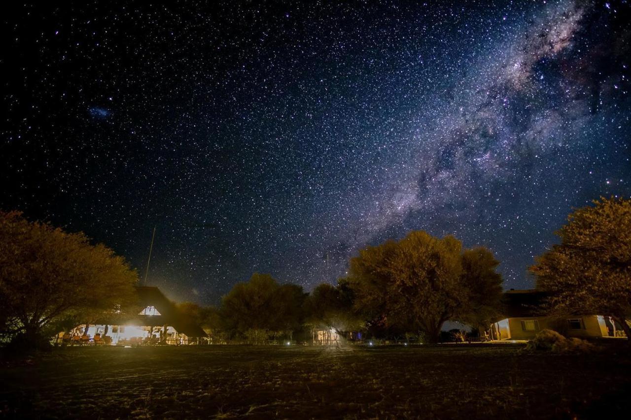 Grassland Safari Lodge Ghanzi Экстерьер фото