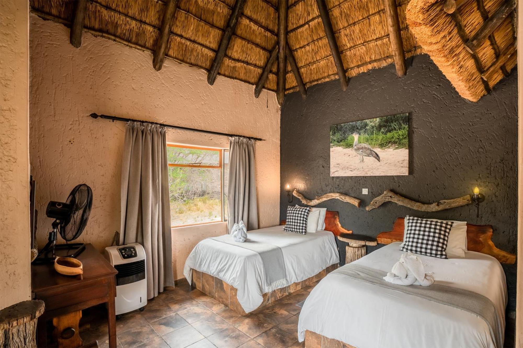 Grassland Safari Lodge Ghanzi Экстерьер фото