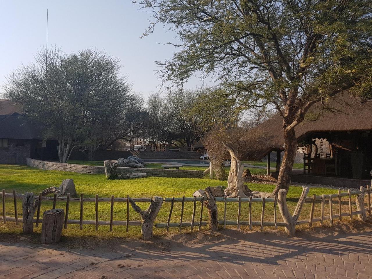Grassland Safari Lodge Ghanzi Экстерьер фото